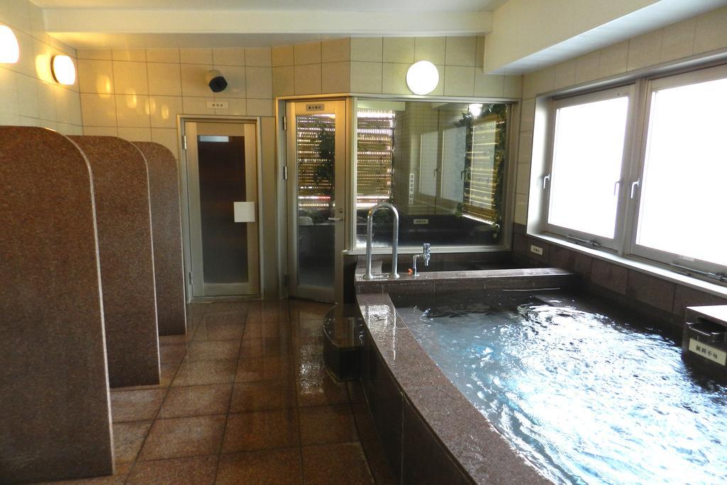 Hotel Sambancho Matsuyama  Exteriör bild